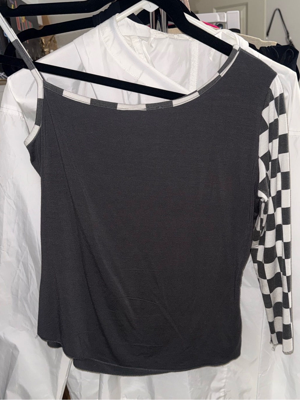 Funky top - Picture 3 of 3